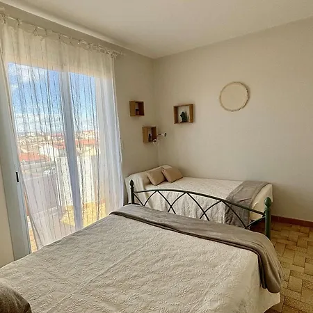 Apartment 4 Pers, Proche Et Commerces, Balcon Ensoleille, Garage Inclus - Fr-1-229c-45