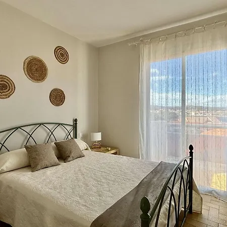 Apartment 4 Pers, Proche Et Commerces, Balcon Ensoleille, Garage Inclus - Fr-1-229c-45 *